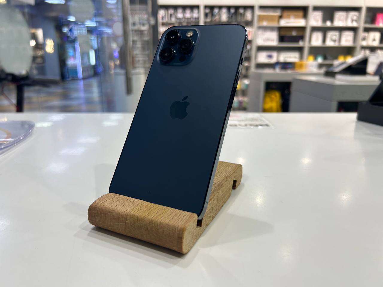 iPhone 12 Pro Max 512Gb Pacific Blue (76% / без коробки) RU - БУ . . + +  купить в Ростове